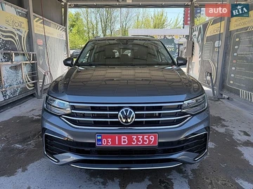 Авто Volkswagen Tiguan 2022 № 8773843