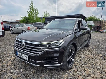 Авто Volkswagen Touareg 2018 № 8773991