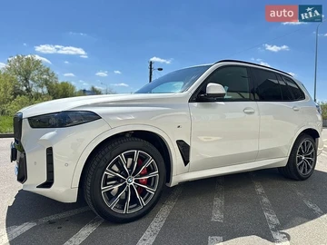 Авто BMW X5 2023 № 8774004