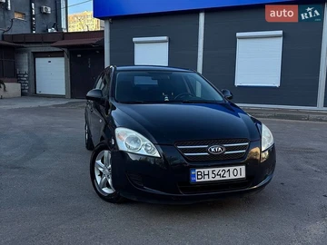 Авто KIA Ceed 2008 № 8774174