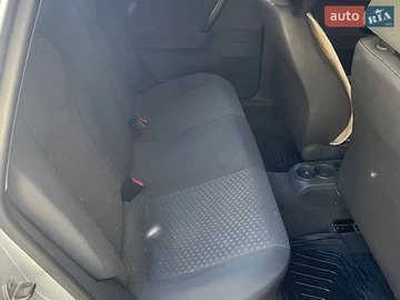 Авто Volkswagen Polo 2005 № 8774176