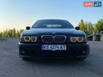 Авто BMW 5 Series 2000 № 8774199