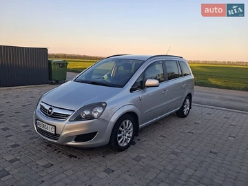 Авто Opel Zafira 2011 № 8774210