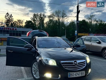 Авто Opel Insignia 2012 № 8774218