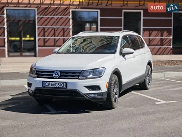 Авто Volkswagen Tiguan 2018 № 8774654