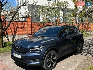 Авто Volvo Xc40 2021 № 8775038