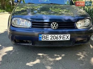 Авто Volkswagen Golf 2000 № 8775054