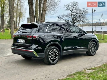 Авто Volkswagen Tiguan 2024 № 8775205
