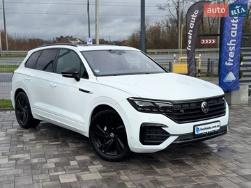 Авто Volkswagen Touareg 2022 № 8775206