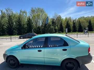 Авто Chevrolet Aveo 2006 № 8775211