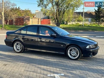 Авто BMW 5 Series 2003 № 8775232