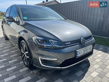 Авто Volkswagen E-Golf 2020 № 8775249