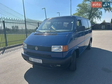 Авто Volkswagen Transporter 2000 № 8775437