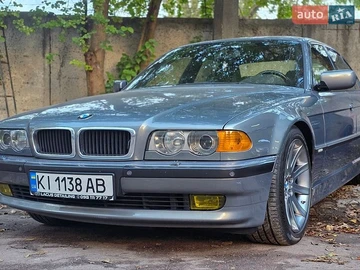 Авто BMW 7 Series 2001 № 8775596