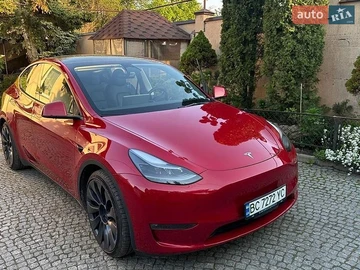 Авто Tesla Model Y 2023 № 8775624