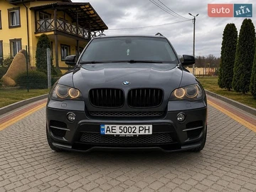 Авто BMW X5 2010 № 8775807