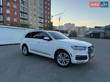 Авто Audi Q7 2019 № 8775960