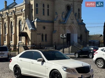 Авто Mercedes E-Class 2011 № 8776156