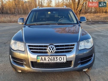Авто Volkswagen Touareg 2009 № 8776163