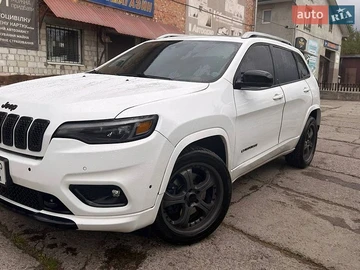 Авто Jeep Cherokee 2018 № 8776310