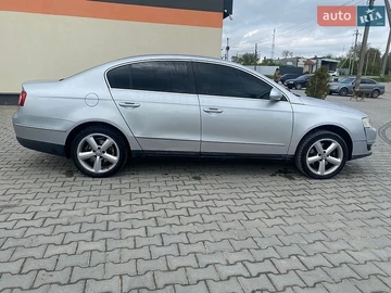 Авто Volkswagen Passat 2009 № 8776369