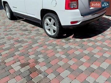 Авто Jeep Compass 2012 № 8776436