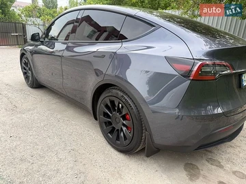 Авто Tesla Model Y 2022 № 8776685
