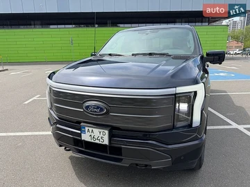 Авто Ford F-150 2023 № 8776830