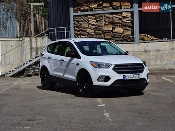 Авто Ford Escape 2016 № 8777078