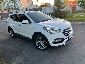 Авто Hyundai Santa Fe 2015 № 8777275