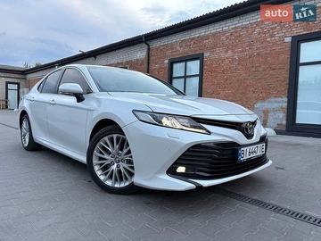 Авто Toyota Camry 2018 № 8777278