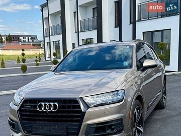 Авто Audi Q7 2019 № 8777421