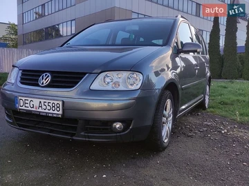 Авто Volkswagen Touran 2005 № 8777443
