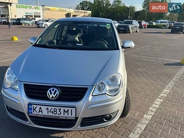 Авто Volkswagen Polo 2006 № 8777562