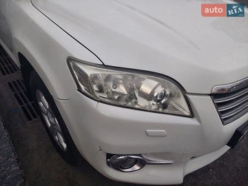 Авто Toyota Rav4 2010 № 8777709