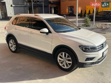 Авто Volkswagen Tiguan 2020 № 8777745