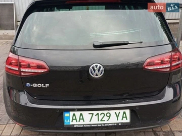 Авто Volkswagen E-Golf 2015 № 8778317