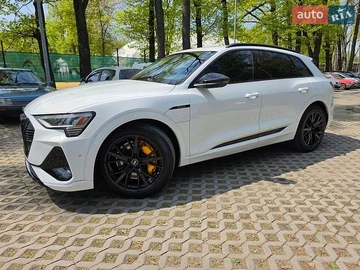 Авто Audi E-Tron 2022 № 8778384
