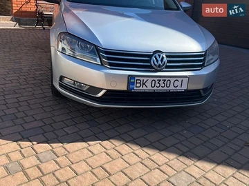 Авто Volkswagen Passat 2011 № 8778597