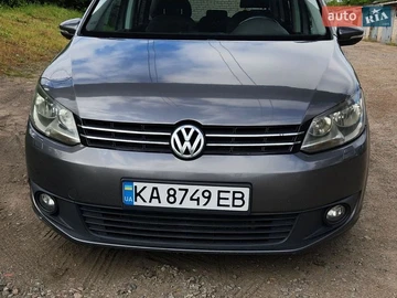 Авто Volkswagen Touran 2013 № 8778612