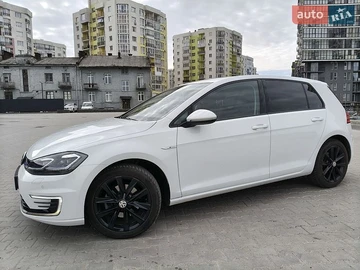 Авто Volkswagen Golf 2019 № 8778785