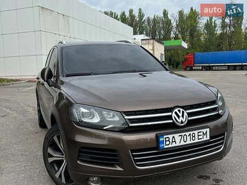 Авто Volkswagen Touareg 2012 № 8778813