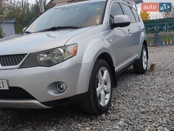 Авто Mitsubishi Outlander Xl 2008 № 8779231