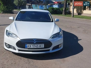 Авто Tesla Model S 2013 № 8779273