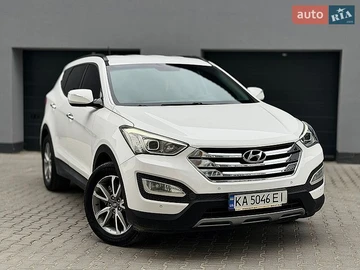 Авто Hyundai Santa Fe 2013 № 8779405