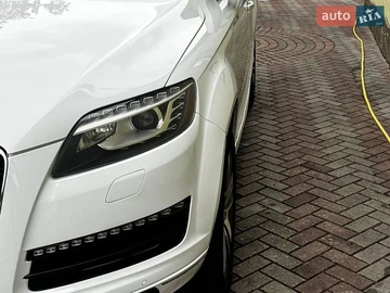 Авто Audi Q7 2013 № 8779430