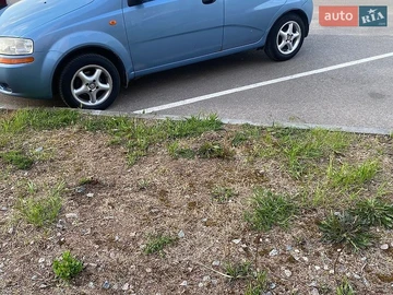 Авто Chevrolet Aveo 2005 № 8779476