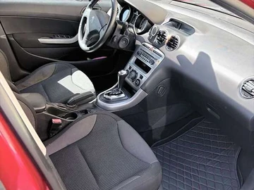 Авто Peugeot 308 2011 № 8779652