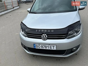 Авто Volkswagen Touran 2014 № 8779869