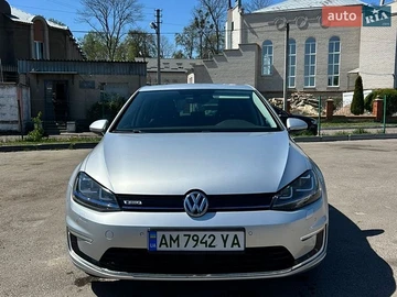 Авто Volkswagen E-Golf 2016 № 8779872